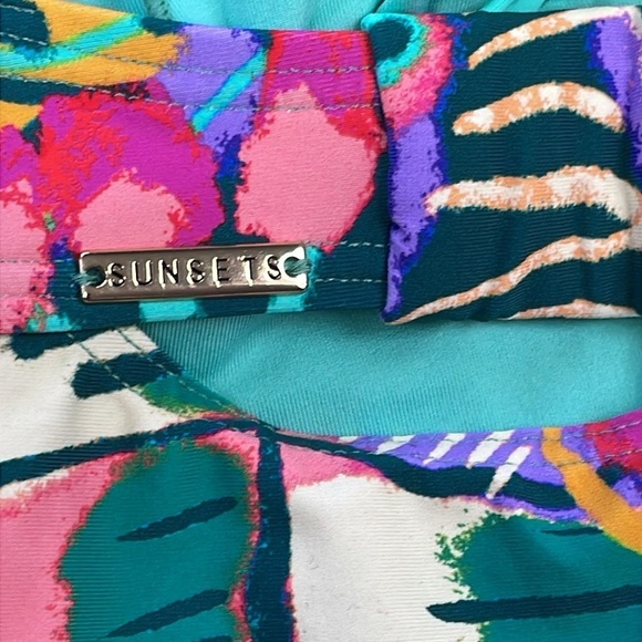 NWT Sunsets Lush Garden Maeve Tankini Colorful Floral Underwire Sz 36D 38C - Picture 11 of 13